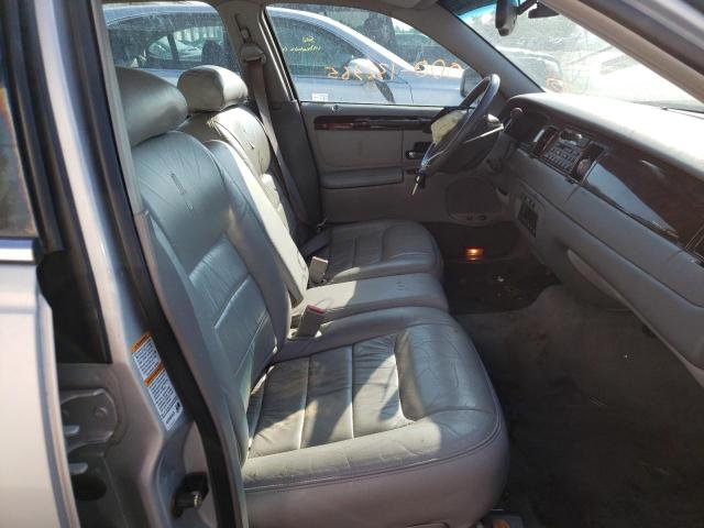 Photo 5 from auction – 2001 LINCOLN TOWN CAR E with VIN 1LNHM81W71Y607875