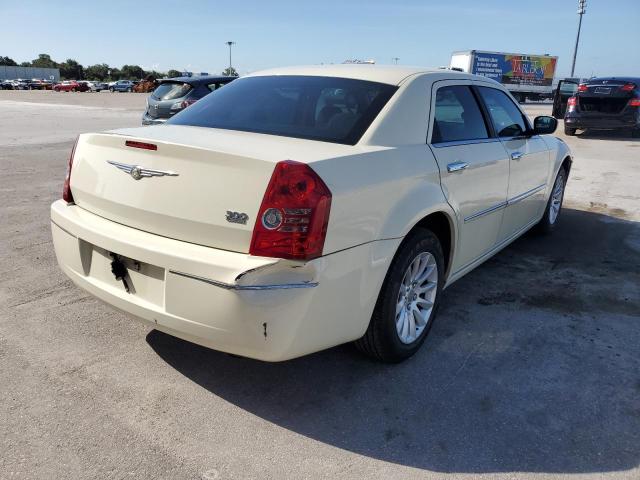 Photo 4 from auction – 2010 CHRYSLER 300 TOURIN with VIN 2C3CA4CD4AH330600