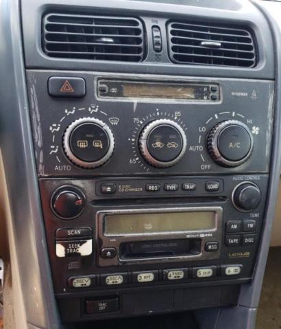 Photo 9 from auction – 2002 LEXUS IS 300 with VIN JTHBD192420059626