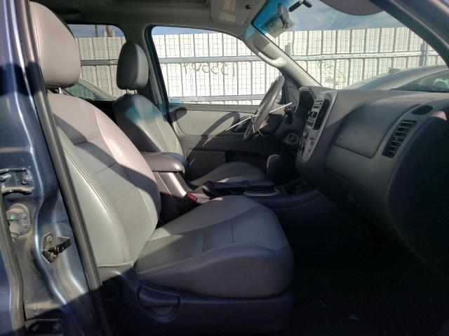 Photo 5 from auction – 2005 FORD ESCAPE XLT with VIN 1FMYU93165KD52202