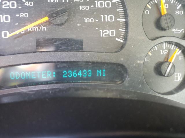 Photo 8 from auction – 2004 CHEVROLET SILVERADO with VIN 1GCEC14X54Z183844