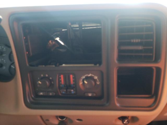 Photo 9 from auction – 2005 CHEVROLET SILVERADO with VIN 2GCEC13T251132472