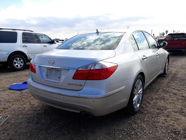 Photo 4 from auction – 2009 HYUNDAI GENESIS 4. with VIN KMHGC46F79U038013