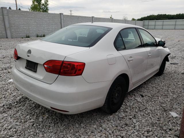 Photo 4 from auction – 2013 VOLKSWAGEN JETTA BASE with VIN 3VW2K7AJ2DM208643