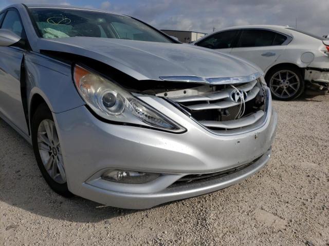 Photo 9 from auction – 2013 HYUNDAI SONATA GLS with VIN 5NPEB4AC3DH587500