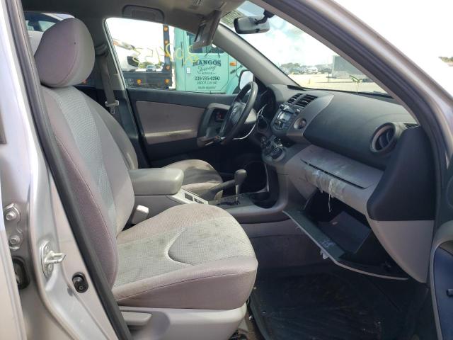 Photo 5 from auction – 2006 TOYOTA RAV4 with VIN JTMBD33V066015433