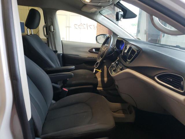 Photo 5 from auction – 2017 CHRYSLER PACIFICA T with VIN 2C4RC1DG1HR668273