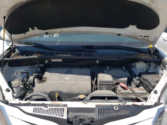 Photo 7 from auction – 2015 TOYOTA SIENNA LE with VIN 5TDKK3DC4FS592758