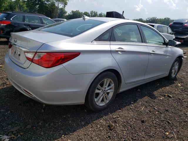 Photo 4 from auction – 2013 HYUNDAI SONATA GLS with VIN 5NPEB4AC4DH585366