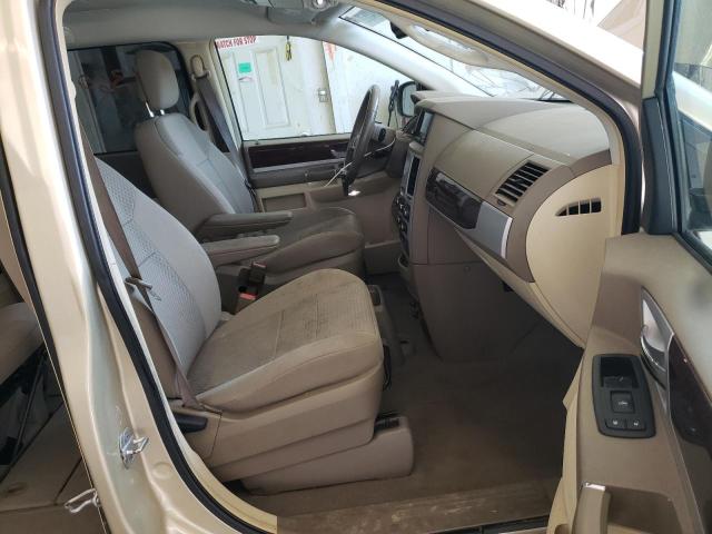 Photo 5 from auction – 2010 CHRYSLER TOWN & COU with VIN 2A4RR5D15AR450063