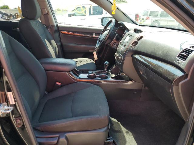 Photo 5 from auction – 2015 KIA SORENTO LX with VIN 5XYKT4A71FG569638