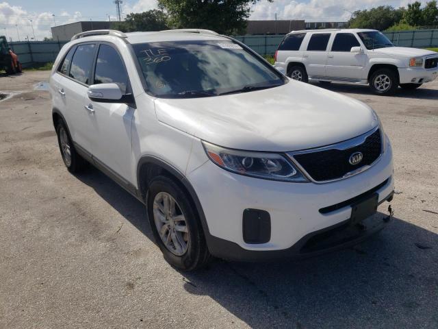 KIA SORENTO LX 2015 with VIN 5XYKT4A74FG636619 - Photo from auction