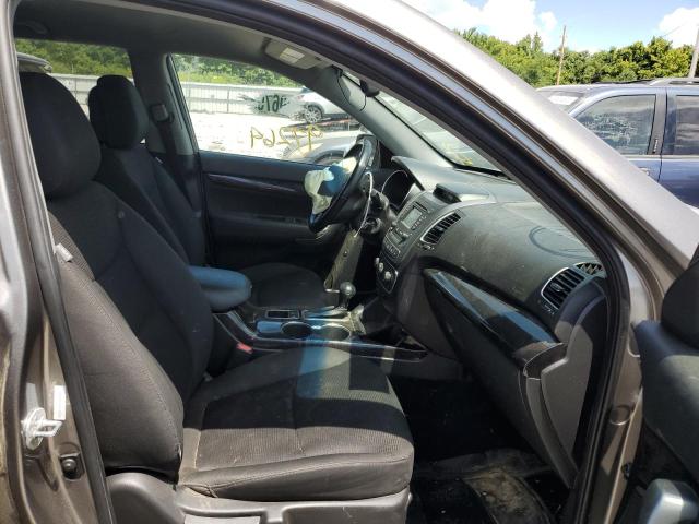 Photo 5 from auction – 2014 KIA SORENTO LX with VIN 5XYKTDA68EG483152