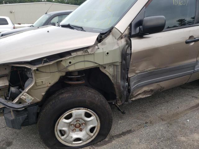 Photo 9 from auction – 2003 HONDA PILOT LX with VIN 2HKYF18133H571736