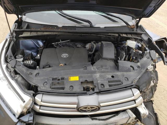 Zdjęcie 7 z aukcji – 2017 TOYOTA HIGHLANDER z VIN 5TDJZRFH8HS470538