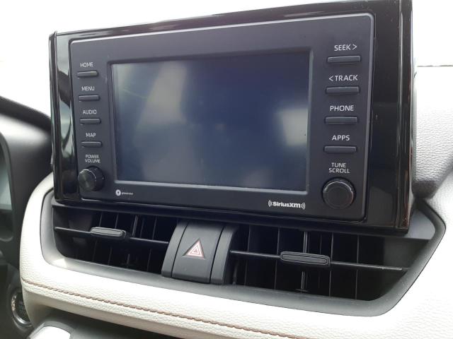 Photo 9 from auction – 2021 TOYOTA RAV4 XLE with VIN 2T3P1RFV2MC188509