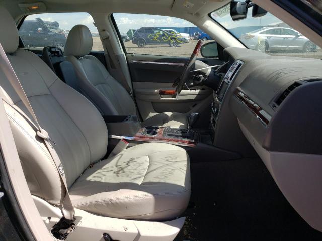 Photo 5 from auction – 2009 CHRYSLER 300C with VIN 2C3LK63T39H586951