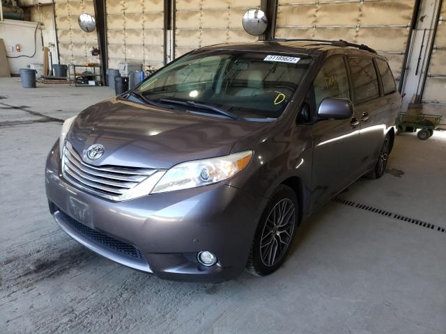 Photo 2 from auction – 2011 TOYOTA SIENNA XLE with VIN 5TDYK3DC1BS005341