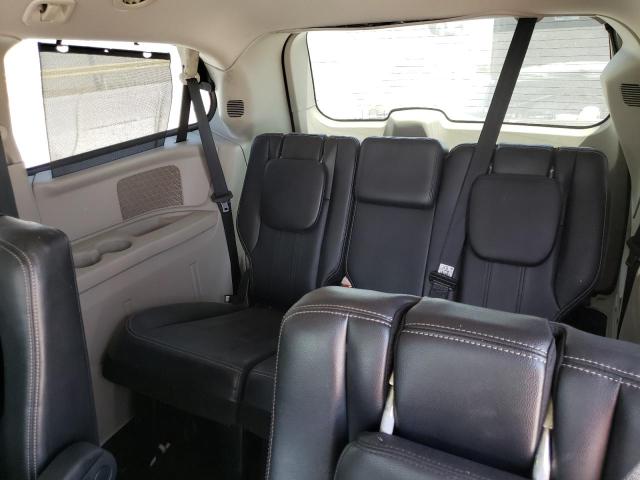 Photo 10 from auction – 2013 CHRYSLER TOWN & COU with VIN 2C4RC1CG5DR585294