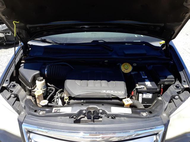 Photo 7 from auction – 2013 CHRYSLER TOWN & COU with VIN 2C4RC1CG4DR779900