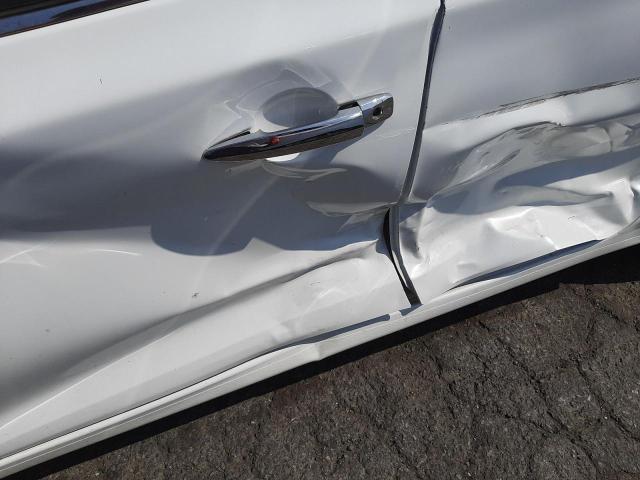 Photo 10 from auction – 2014 NISSAN SENTRA S with VIN 3N1AB7AP2EY252173