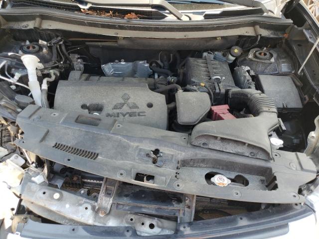 Photo 7 from auction – 2015 MITSUBISHI OUTLANDER with VIN JA4AZ3A33FZ000156