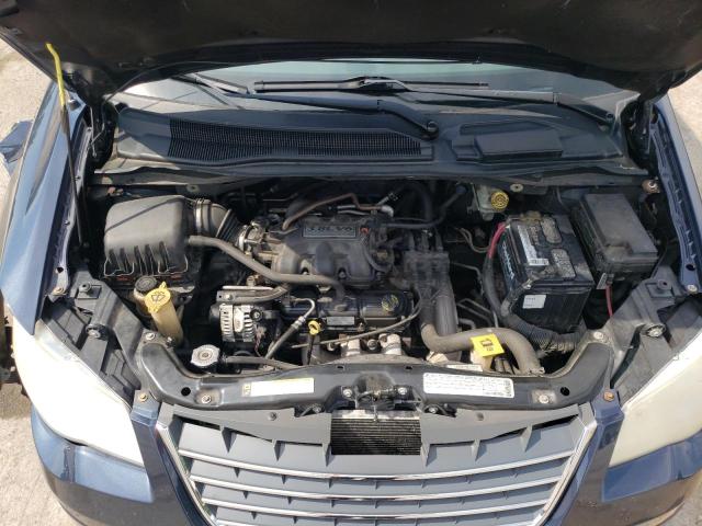 Photo 7 from auction – 2009 CHRYSLER TOWN & COU with VIN 2A8HR541X9R676069