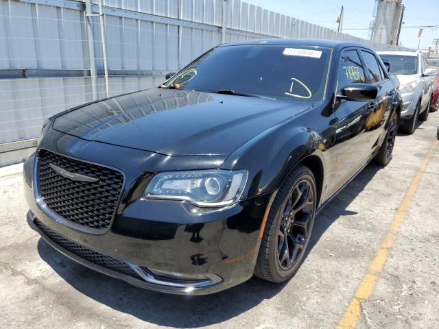 Photo 2 from auction – 2019 CHRYSLER 300 S with VIN 2C3CCABG7KH682852