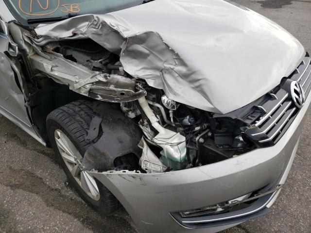 Photo 9 from auction – 2012 VOLKSWAGEN PASSAT SEL with VIN 1VWCH7A32CC101399