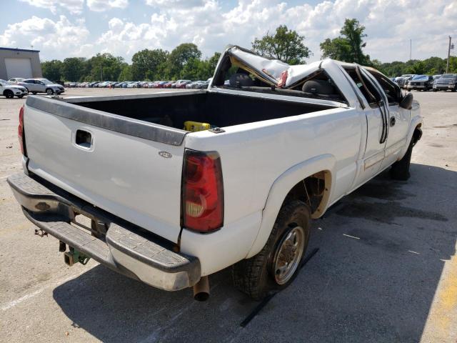 Photo 4 from auction – 2005 CHEVROLET SILVRK1500 with VIN 1GCHC29G35E126742