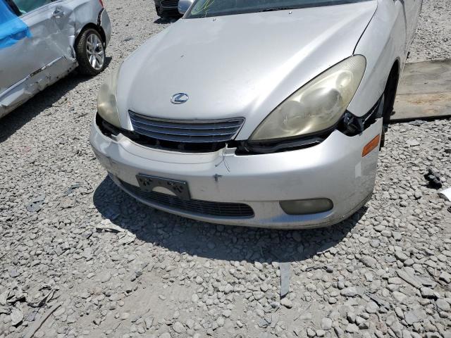Photo 9 from auction – 2002 LEXUS ES 300 with VIN JTHBF30G725005674