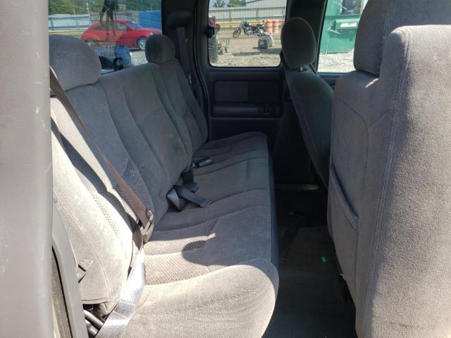 Photo 6 from auction – 2004 CHEVROLET SILVERADO with VIN 1GCEC19T04Z104733