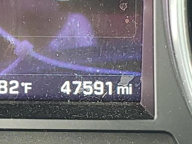 Photo 8 from auction – 2017 HYUNDAI SANTA FE S with VIN 5NMZUDLB7HH015672