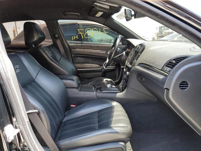 Photo 5 from auction – 2019 CHRYSLER 300 S with VIN 2C3CCABG7KH682852