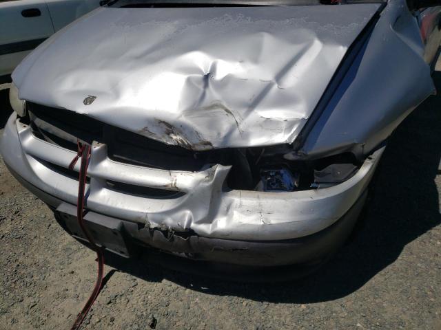 Photo 9 from auction – 2000 DODGE CARAVAN with VIN 2B4FP25B0YR576696