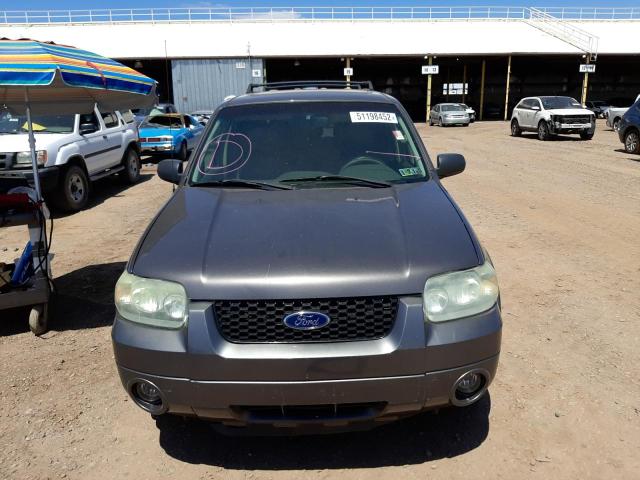 Photo 9 from auction – 2006 FORD ESCAPE HEV with VIN 1FMYU95H66KD37355