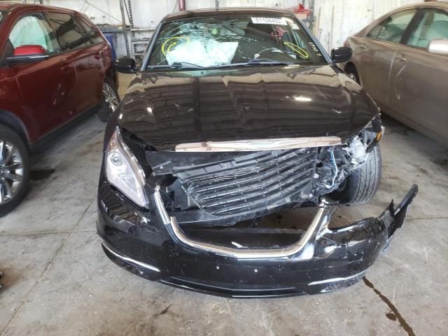 Photo 9 from auction – 2013 CHRYSLER 200 TOURIN with VIN 1C3CCBBB4DN578324