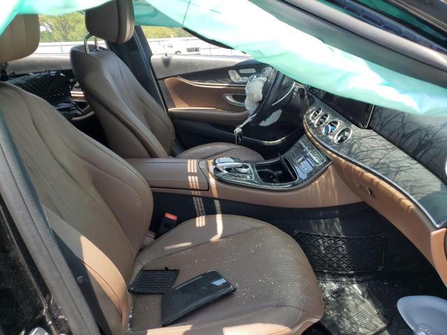 Photo 5 from auction – 2017 MERCEDES-BENZ E 300 with VIN WDDZF4JB6HA058719