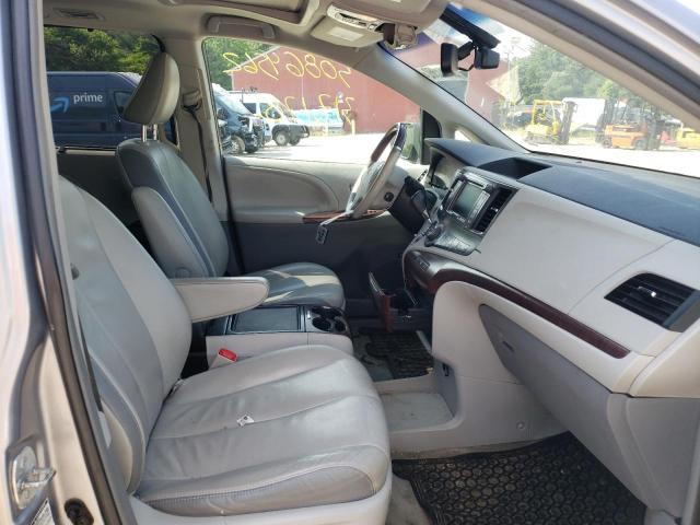 Photo 5 from auction – 2012 TOYOTA SIENNA XLE with VIN 5TDDK3DC4CS042318