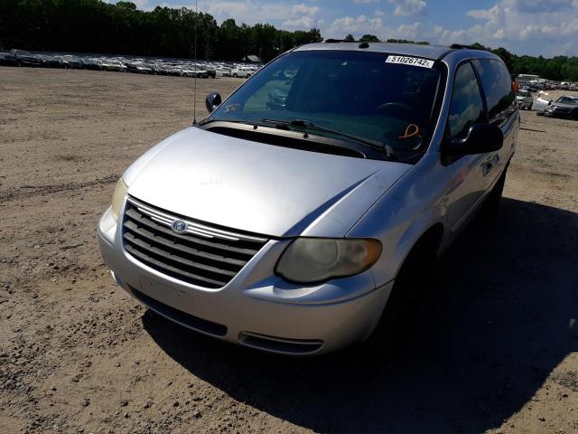 Photo 2 from auction – 2005 CHRYSLER TOWN & COU with VIN 2C4GP44R15R592452