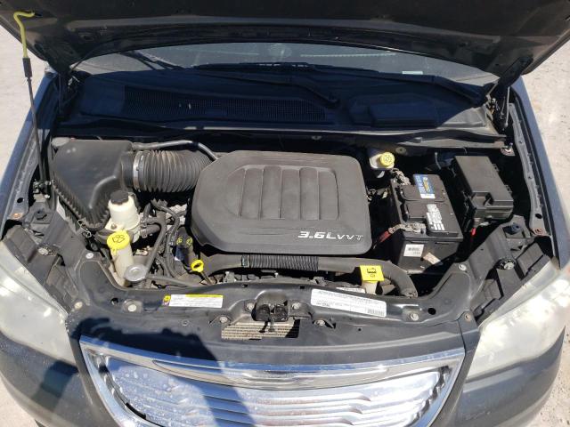 Photo 7 from auction – 2011 CHRYSLER TOWN & COU with VIN 2A4RR8DG6BR635889