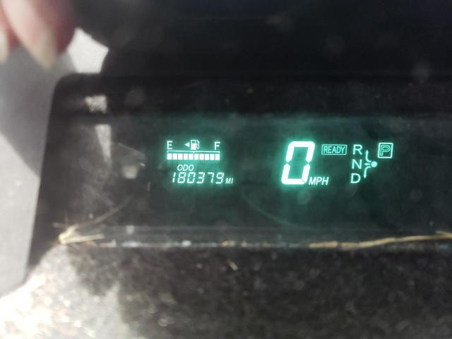 Photo 8 from auction – 2005 TOYOTA PRIUS with VIN JTDKB20UX57040876