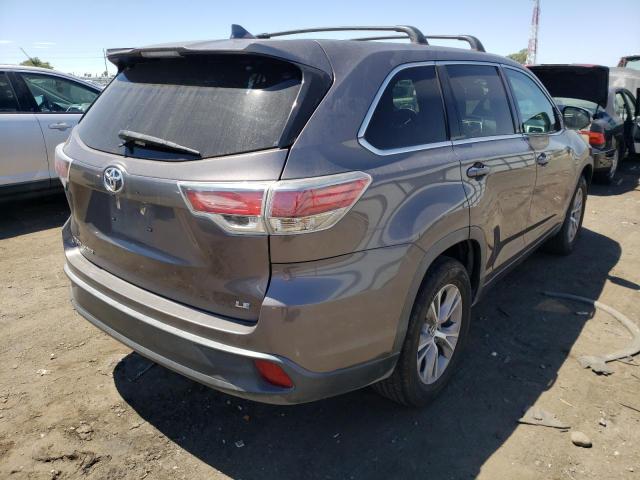 Photo 4 from auction – 2016 TOYOTA HIGHLANDER with VIN 5TDZKRFH2GS135457