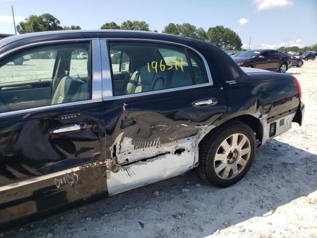 Photo 9 from auction – 2008 LINCOLN TOWN CAR S with VIN 2LNHM82VX8X648520