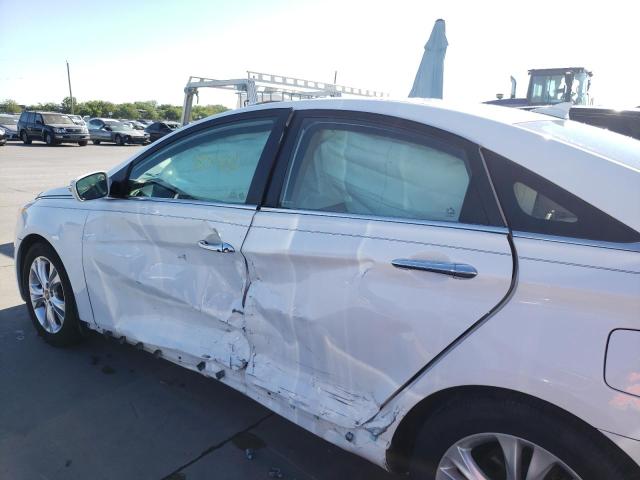 Photo 10 from auction – 2013 HYUNDAI SONATA SE with VIN 5NPEC4AC9DH619105