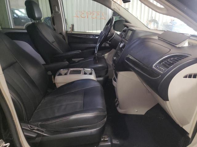Photo 5 from auction – 2013 CHRYSLER TOWN & COU with VIN 2C4RC1BG4DR557925