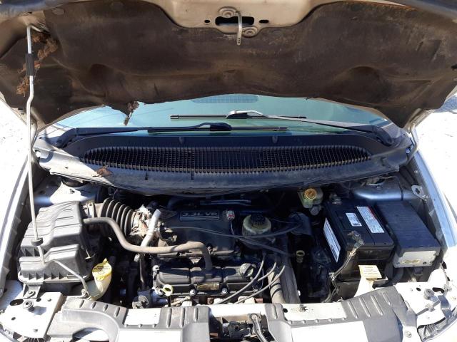 Photo 7 from auction – 2005 CHRYSLER TOWN & COU with VIN 2C4GP44R15R592452