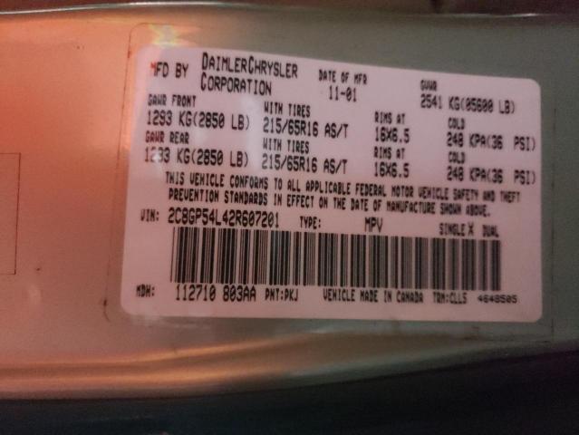 Photo 10 from auction – 2002 CHRYSLER TOWN & COU with VIN 2C8GP54L42R607201
