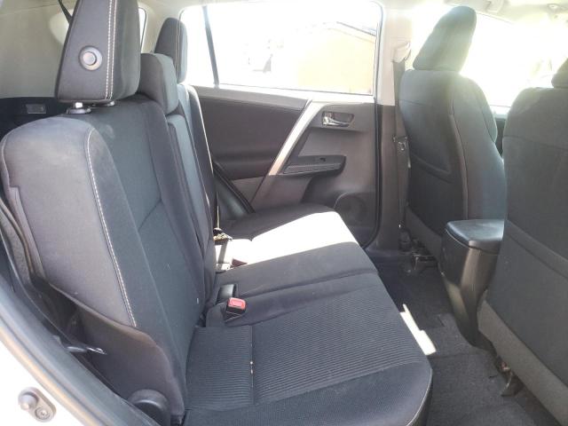 Photo 6 from auction – 2015 TOYOTA RAV4 XLE with VIN 2T3RFREV1FW372868