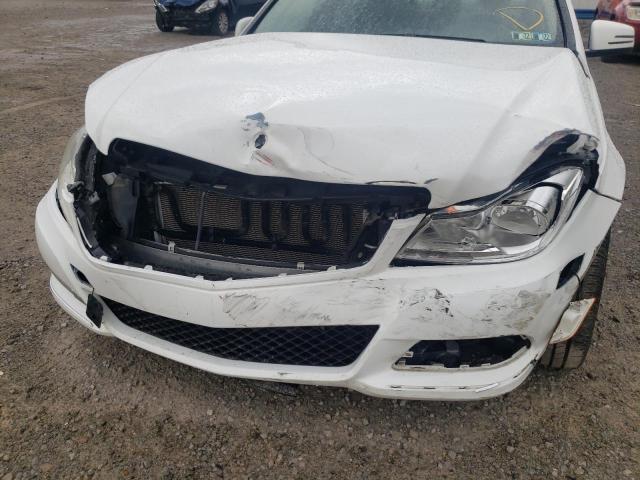 Photo 9 from auction – 2013 MERCEDES-BENZ C CLASS with VIN WDDGF8AB8DR242327